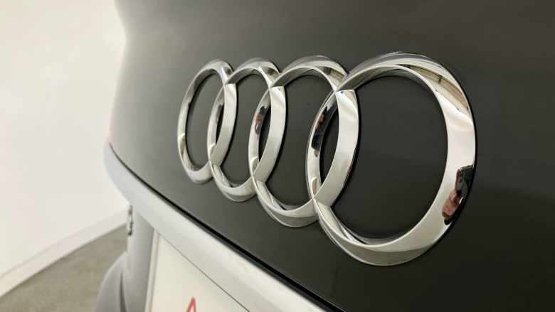 Audi Q5 50 TFSI e Quattro S Line 5dr S Tronic Estate